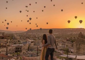 Stay Safe, Stay Sane: Women’s Safety Tips When Traveling Abroad