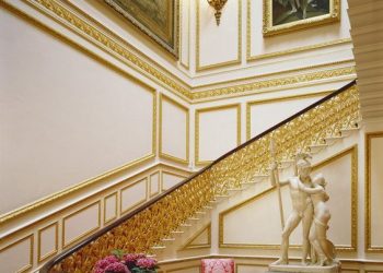 5 Luxury Travel Destinations That Will Make You Feel Like Royalty