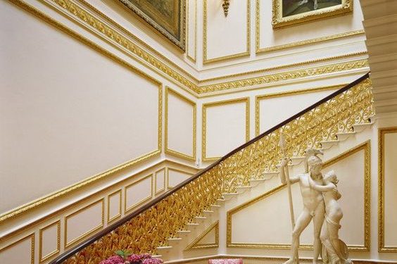 5 Luxury Travel Destinations That Will Make You Feel Like Royalty