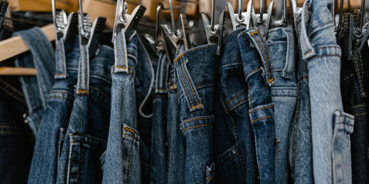 Stay Stylish and Comfortable: Discover the Best Women’s Denim Jeans at Official-Markformelle