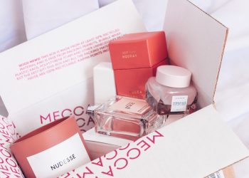 Get Ready to Shop ‘Til You Drop: Unveiling the Hottest Cosmetic Deals on Official-Notino