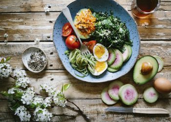 Simplify Your Life and Boost Your Well-being: How Official-Youfoodz Makes Eating Healthy a Breeze