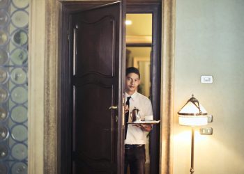 Simplifying Your Travel Experience: How Official-Vueling Makes Booking Hotels Effortless