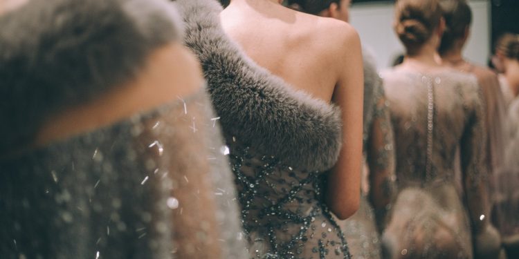 Fashionista’s Paradise: Explore and Shop the Latest Trends at Official-Stitchfix