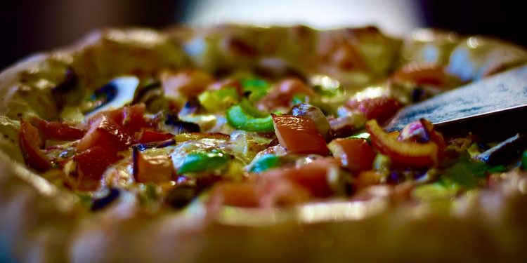 Official-PizzaHut: Your Go-To Destination for Mouthwatering Pizzas – Order Today!