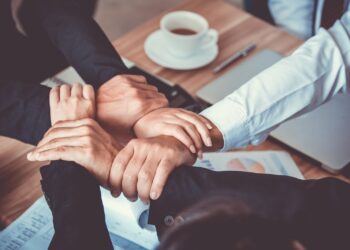 Find Your Loved Ones Safely Online: A Guide to Using socialcatfish for Peace of Mind