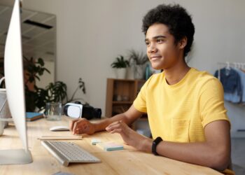 Simplify your online security with ExpressVPN: the hassle-free VPN solution